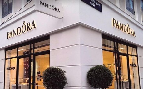 Pandora vil åbne 77 nye butikker i Tyskland : om retail og detailhandel Udvikling og tendenser om butik og detail